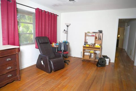 Tiny photo for 2213 Mendoza Avenue, Tallahassee, FL 32304 (MLS # 391583)