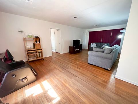 Tiny photo for 2213 Mendoza Avenue, Tallahassee, FL 32304 (MLS # 391583)