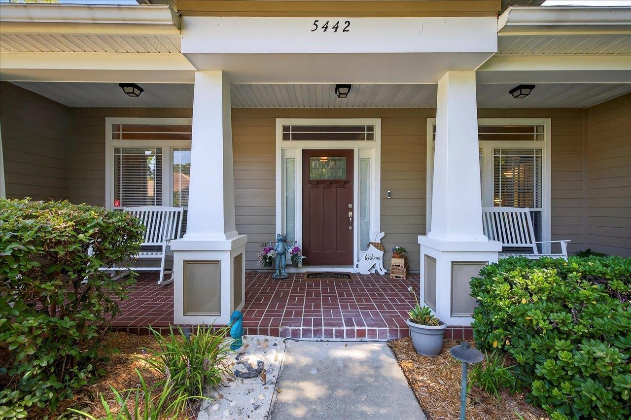 5442 BURRIS COURT