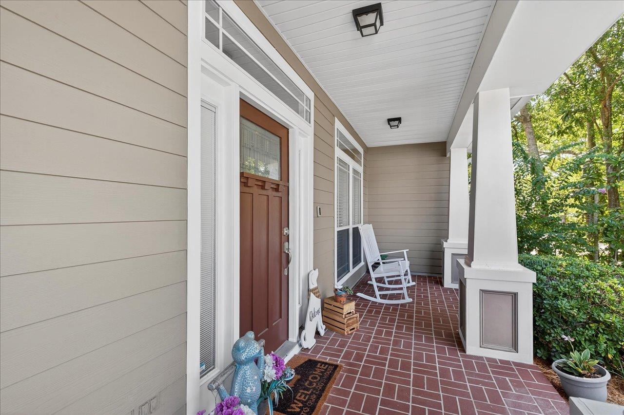 5442 BURRIS COURT