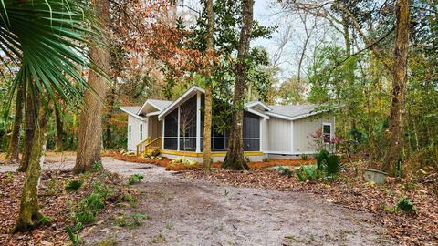 A home in Crawfordville