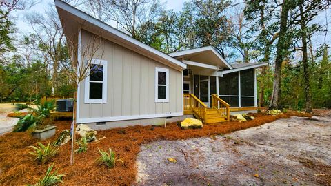 A home in Crawfordville