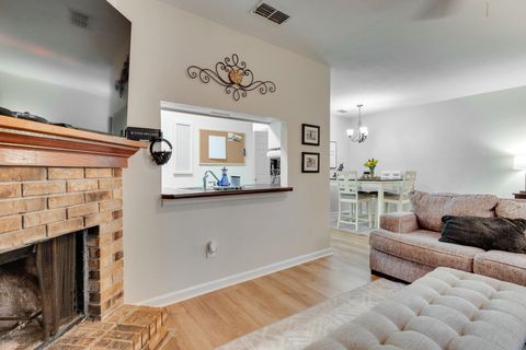 Tiny photo for 3037 Rain Valley Circle, Tallahassee, FL 32308 (MLS # 391985)