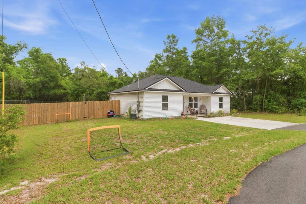 Photo of 17 Duane Drive, Crawfordville, FL 32327 (MLS # 399774)