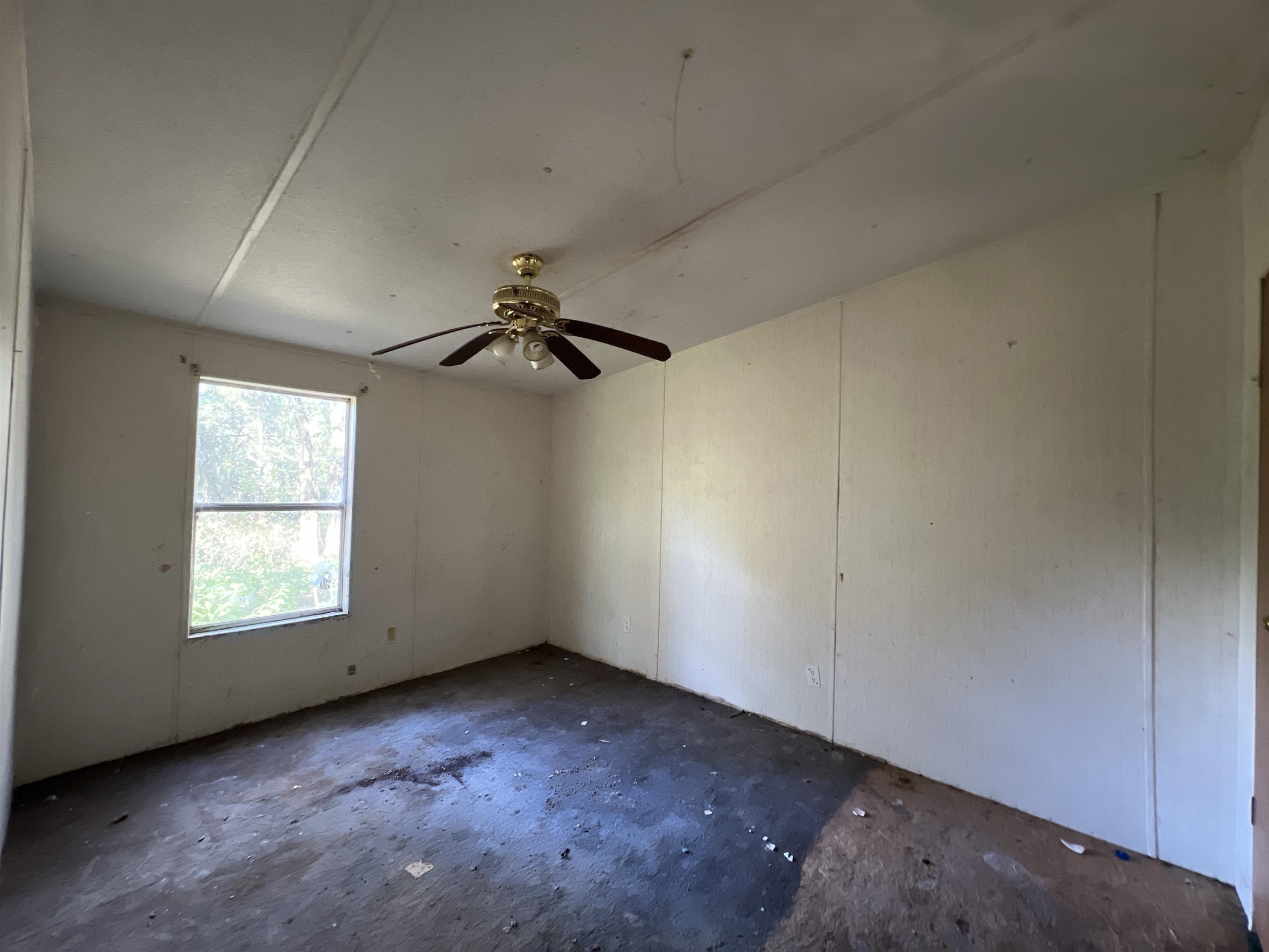 599 E Buckhorn Trail