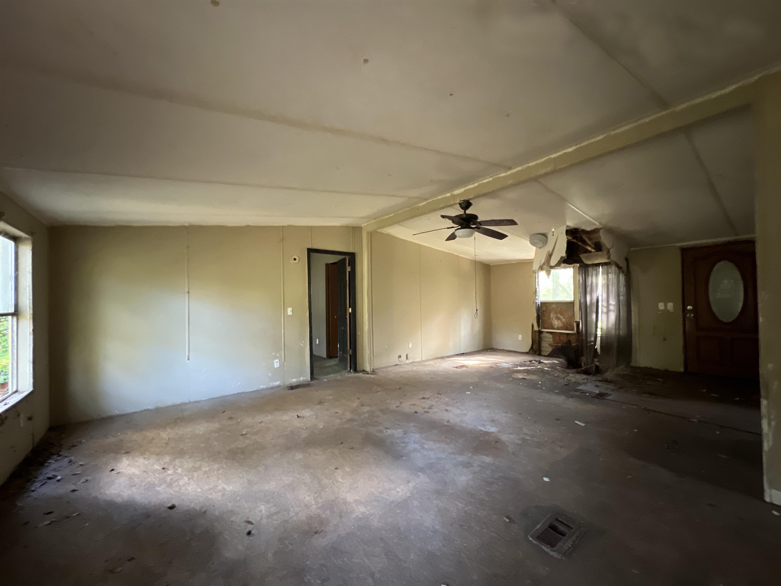 599 E Buckhorn Trail