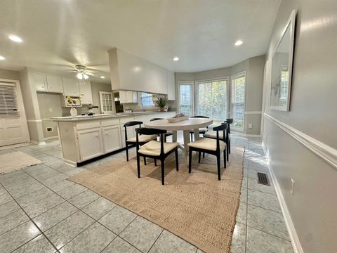 Tiny photo for 2218 Killarney Way, Tallahassee, FL 32309 (MLS # 393328)