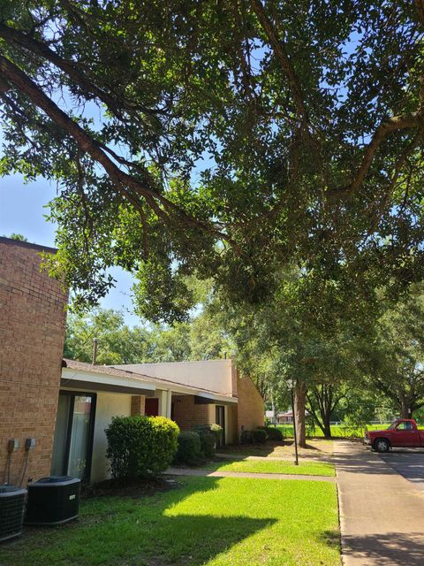 Tiny photo for 329 Mabry E Mabry Street #E, Tallahassee, FL 32304 (MLS # 395846)