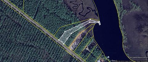 Tiny photo for Lot 9 Mill Road, Carrabelle, FL 32322 (MLS # 394396)