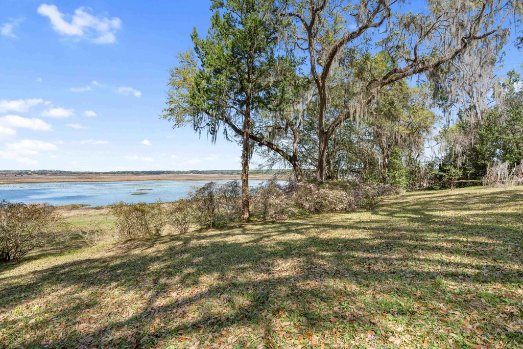 Photo of 2630 Lucerne Drive, Tallahassee, FL 32303 (MLS # 398215)