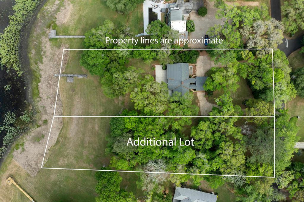 Photo of 2630 Lucerne Drive, Tallahassee, FL 32303 (MLS # 398215)