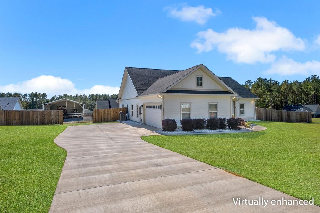 Photo of 1610 Yaupon Court, Monticello, FL 32344 (MLS # 393478)