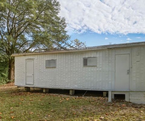 Tiny photo for 4890 Chaires Cross Road, Tallahassee, FL 32317 (MLS # 399049)