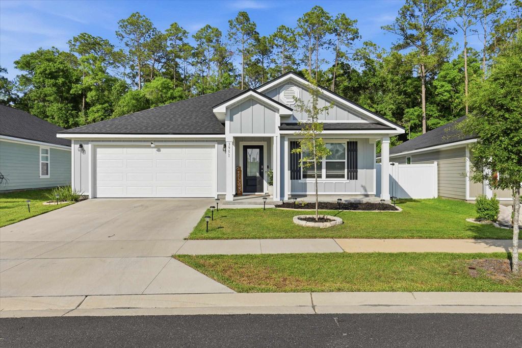 Photo of 3951 Cottage Farm Road, Tallahassee, FL 32311 (MLS # 399357)