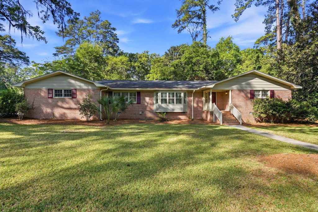 Photo of 2406 Troland Road, Tallahassee, FL 32308 (MLS # 398554)