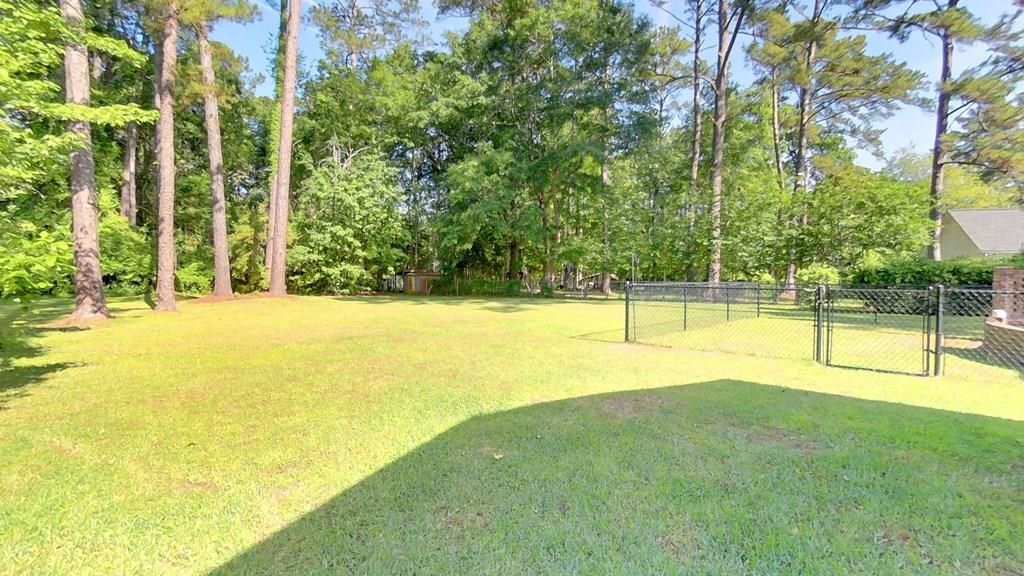 Photo of 1729 E Washingt E Washington Street, Thomasville, GA 31792 (MLS # 399931)