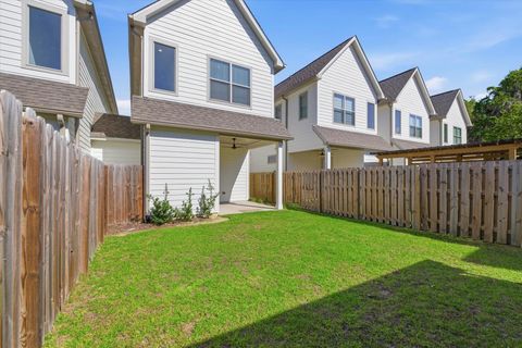 Tiny photo for 1242 N ADAMS Street, Tallahassee, FL 32303 (MLS # 398013)