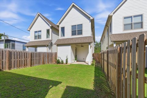 Tiny photo for 1242 N ADAMS Street, Tallahassee, FL 32303 (MLS # 398013)