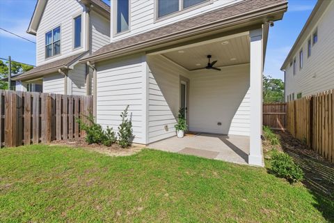 Tiny photo for 1242 N ADAMS Street, Tallahassee, FL 32303 (MLS # 398013)