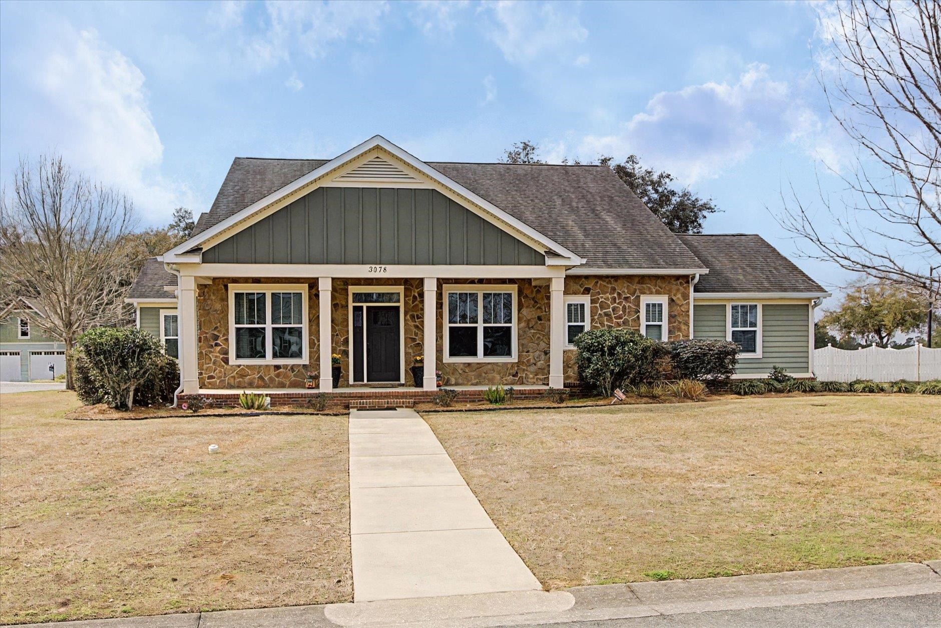 3078 Dickinson Drive