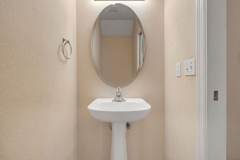 Tiny photo for 1320 Hendrix Road #105, Tallahassee, FL 32301 (MLS # 394382)