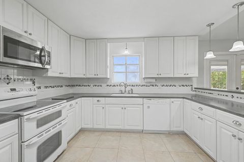 Tiny photo for 2934 Modred Lane, Tallahassee, FL 32301 (MLS # 397878)