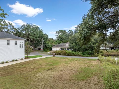 Tiny photo for 0 Laurel Street, Tallahassee, FL 32303 (MLS # 393954)