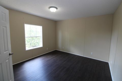 Tiny photo for 1906 Cemetery Road, Tallahassee, FL 32305 (MLS # 398044)