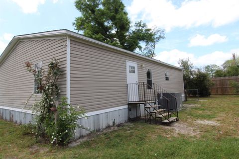 Tiny photo for 1906 Cemetery Road, Tallahassee, FL 32305 (MLS # 398044)