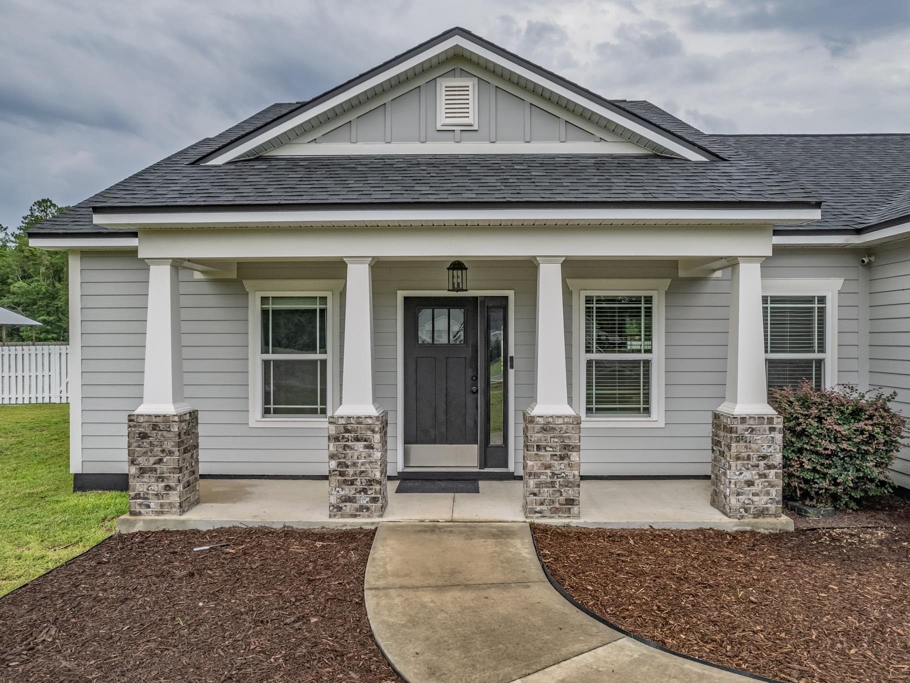 545 Parkside Circle
