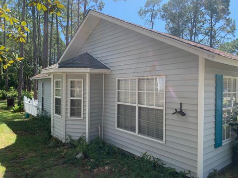 A home in Carrabelle