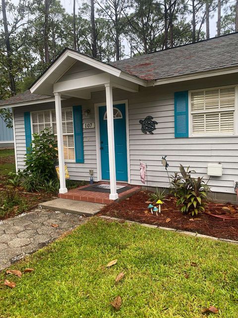 A home in Carrabelle