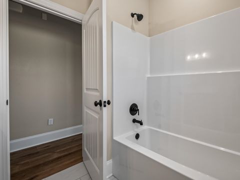 Tiny photo for 122 Divine Loop, Crawfordville, FL 32327 (MLS # 398102)