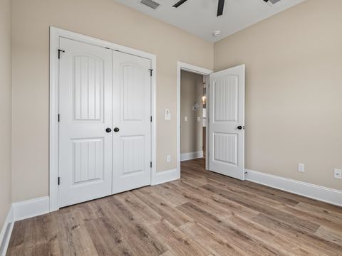 Tiny photo for 122 Divine Loop, Crawfordville, FL 32327 (MLS # 398102)