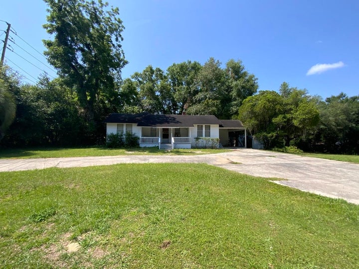 Photo 1 of 32 — 988 E US 90, Madison, FL 32340