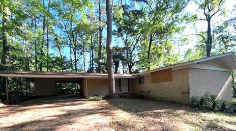 1920 Botany Drive Tallahassee FL 32303