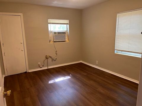 Tiny photo for 2619 Mission Road, Tallahassee, FL 32304 (MLS # 393941)