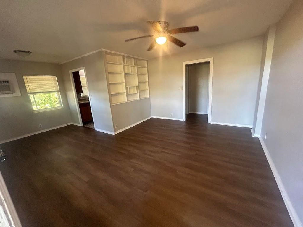 Photo of 2619 Mission Road, Tallahassee, FL 32304 (MLS # 393941)