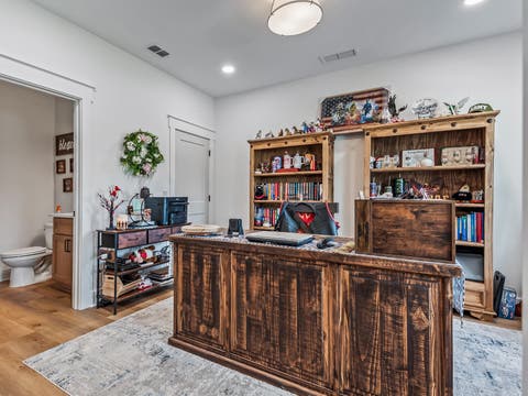 Tiny photo for 5 Windsor Way, Crawfordville, FL 32327 (MLS # 401812)