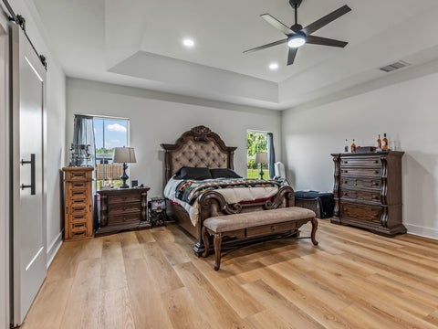 Tiny photo for 5 Windsor Way, Crawfordville, FL 32327 (MLS # 401812)