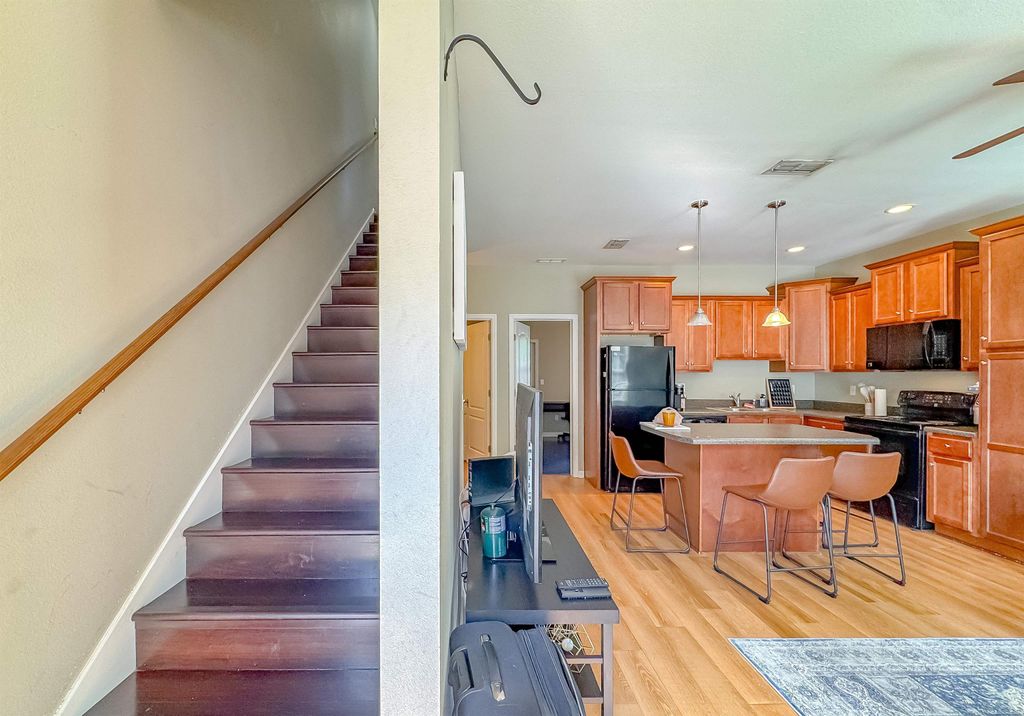 Photo of 1938 Ann Arbor Avenue, Tallahassee, FL 32304 (MLS # 391329)