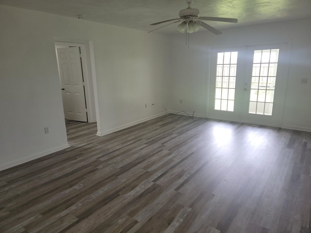 Photo of 2635 Mission Road, Tallahassee, FL 32304 (MLS # 389388)