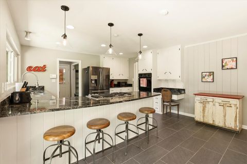 Tiny photo for 1312 Dillard Street, Tallahassee, FL 32308 (MLS # 399136)