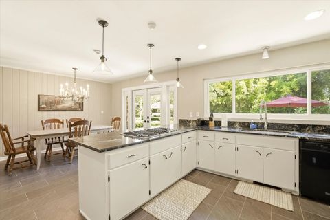 Tiny photo for 1312 Dillard Street, Tallahassee, FL 32308 (MLS # 399136)