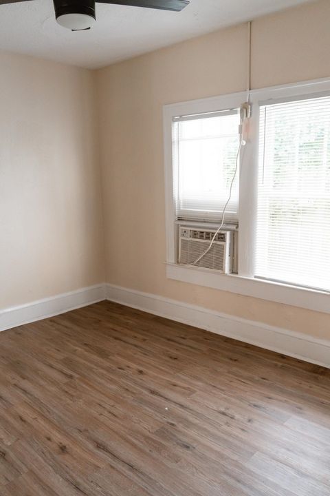 Tiny photo for 515.5 N MONROE STREET St, Tallahassee, FL 32301 (MLS # 392723)