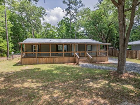 2749 Lakeview Point Road, Quincy, FL 32351 - MLS#: 385541