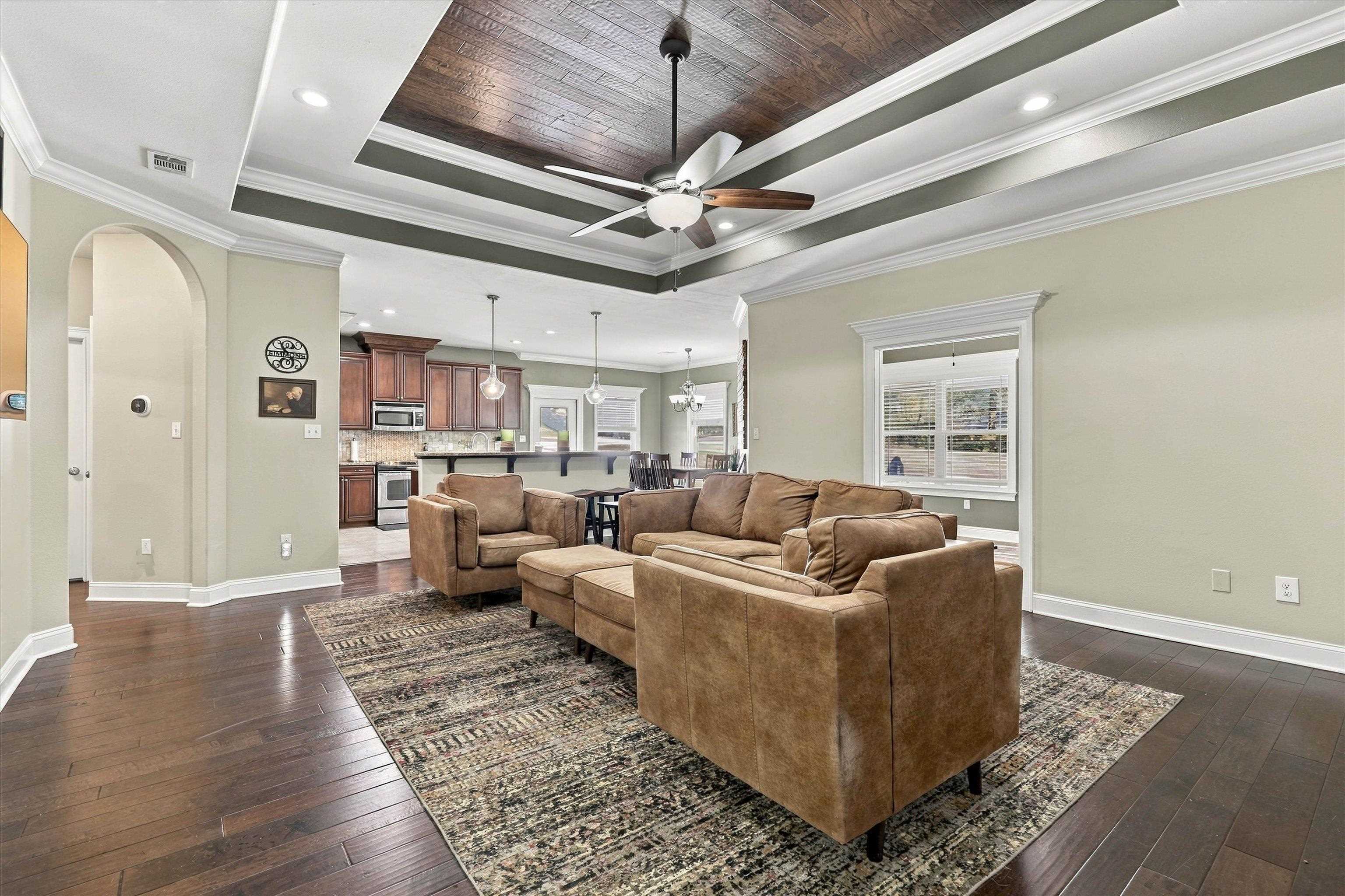 3440 Edgemont Trail