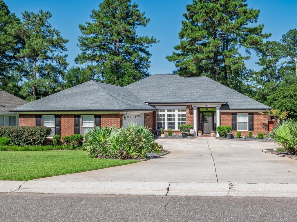Photo of 780 Eagle View Drive, Tallahassee, FL 32311 (MLS # 402097)