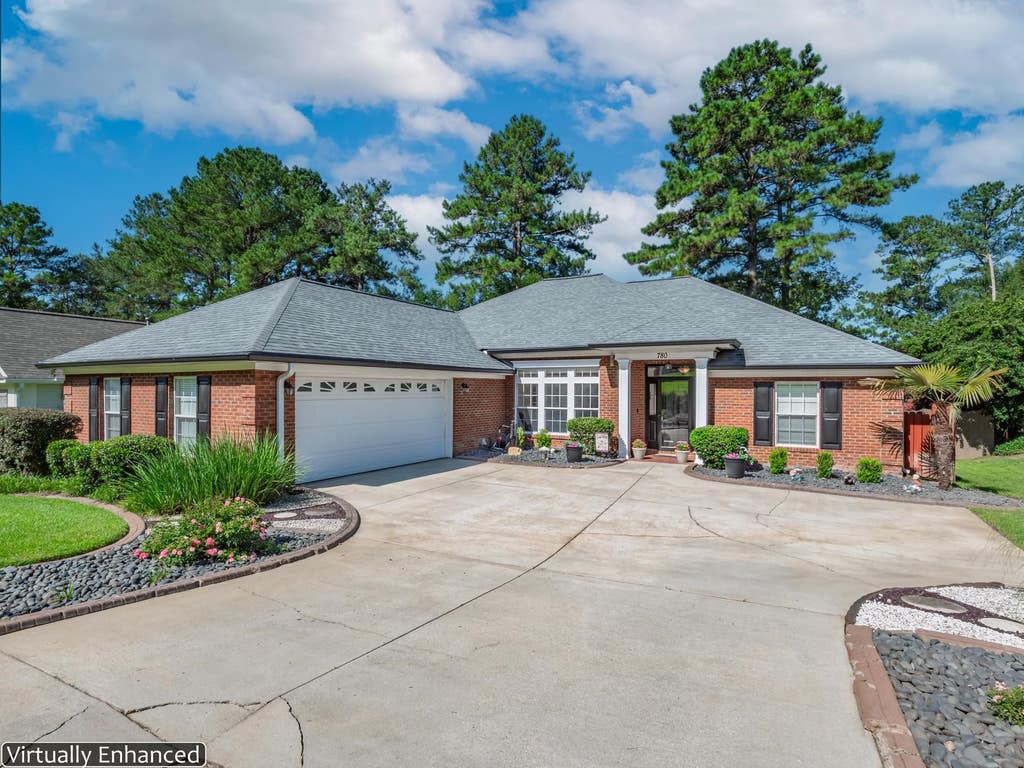 Photo of 780 Eagle View Drive, Tallahassee, FL 32311 (MLS # 402097)