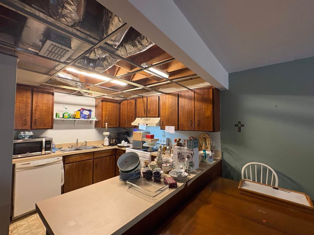 Photo of 1012 SHARER Court #24, Tallahassee, FL 32312 (MLS # 398864)